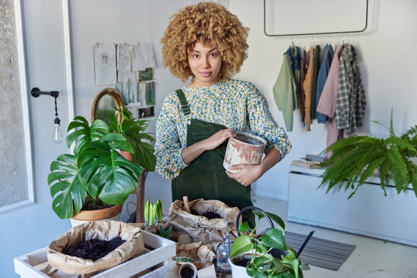 Curating a Sustainable Home Through Eco-Conscious Habits